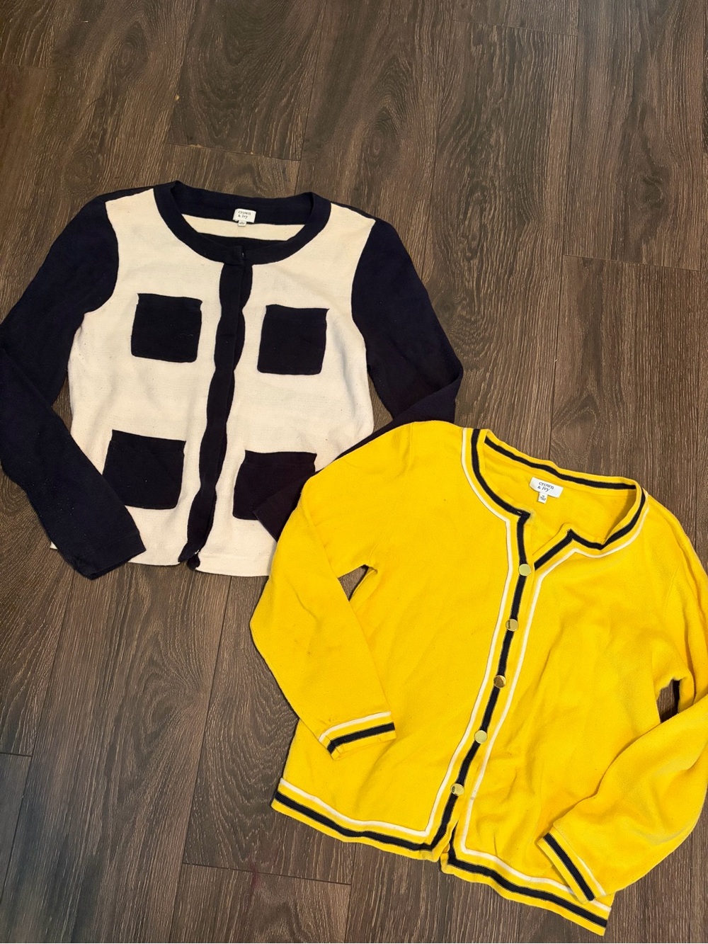 crown & ivy Yellow Cardigan with Navy Trim and Cream Navy-Trim Cardigan Set M